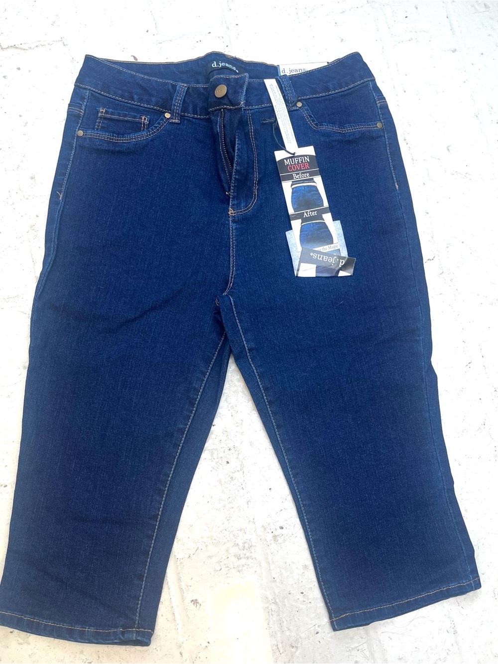 NWT! d. jeans Dark Blue Cropped Capri Women's Jeans Petite Length